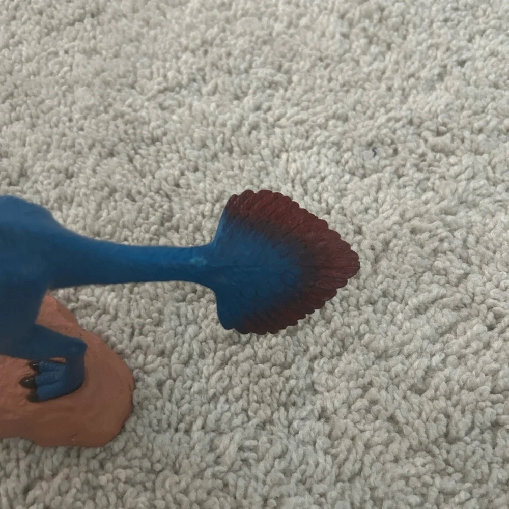 Geoworld CL794K Caudipteryx dinosaur